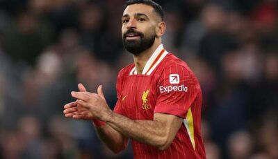 محمد صلاح سيجدد عقده حتى لو لم يقدم ليفربول أي عرض رسمي