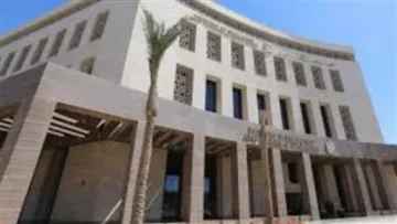 مصدر تعليمي يحدد موعد اختيار الطلاب الحائزين على الشهادة الإعدادية 2025 بين التعليم الثانوي العام والبكالوريا.