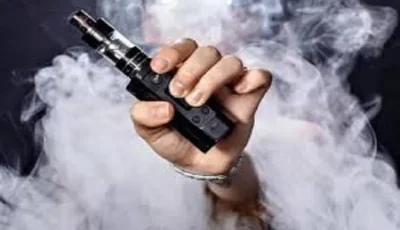 استشاري أمراض الجهاز الهضمي ينبه من ازدياد استخدام السجائر الإلكترونية بين المراهقين