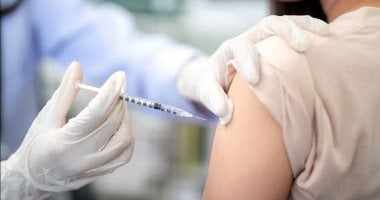 هل تعرف الأدوية والمشروبات التي قد تُعطّل فعالية لقاح الإنفلونزا؟