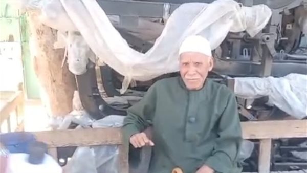 ذكريات الحاج عبد العظيم حضري في حرب أكتوبر: كيف شهدت المعركة بأسلوب فريد