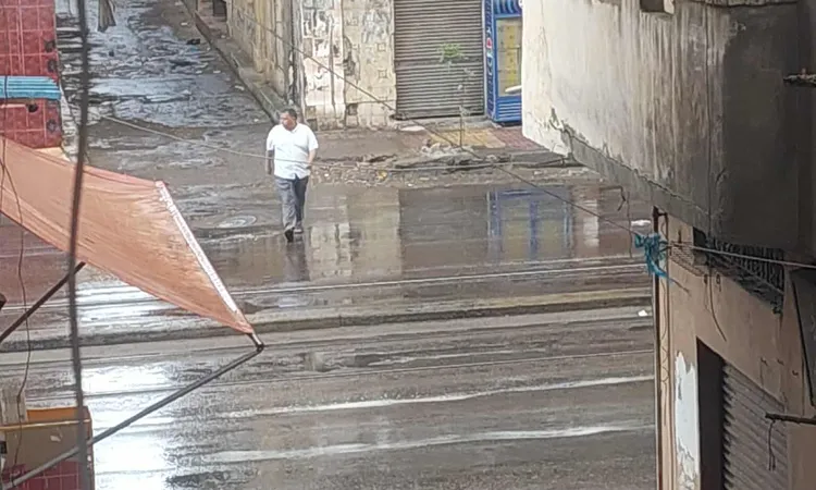 أمطار غزيرة تضرب الإسكندرية: كيف تؤثر على الحياة اليومية؟