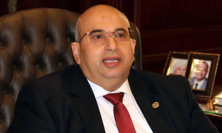 هل تستعد الحكومة لفرض ضريبة على المشروبات الغازية؟ خبراء يطالبون بحوار مجتمعي!