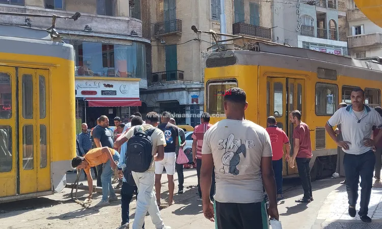 انفصال عربتي ترام بمحطة مصر في الإسكندرية: أسباب وأسرار!