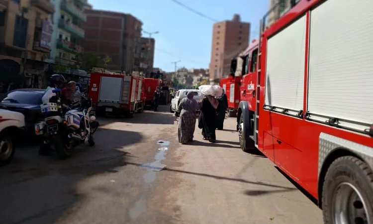 كيف تسبب حريق هائل في شارع المرسيدس بالمنطقة الحرفية بالقاهرة؟