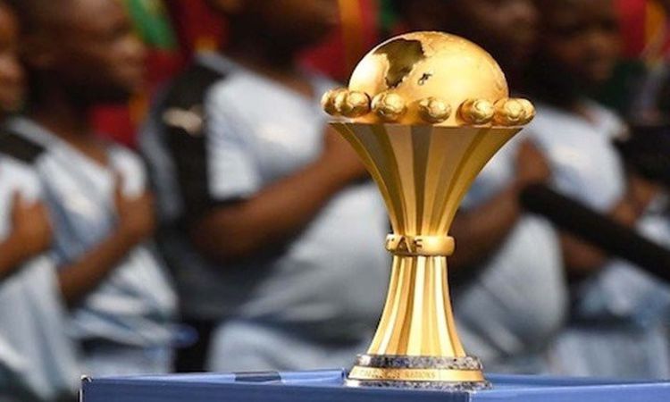 كيف تؤثر حقيقة اقتراب نقل كأس الأمم الإفريقية إلى مصر؟