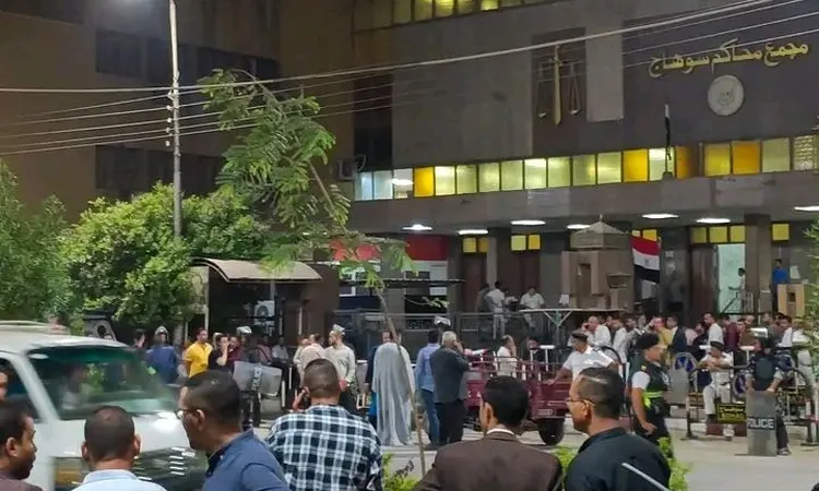 أهم الحقائق حول زحام المرشحين أمام محاكم سوهاج اليوم