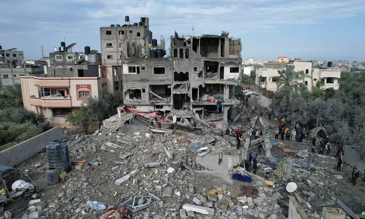 أكثر من 10 آلاف فلسطيني مفقودين في غزة: ماذا يحدث؟