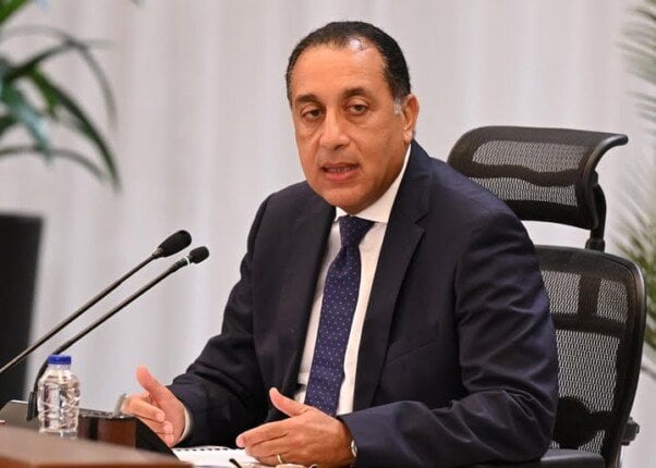 رئيس الوزراء يكشف عن طروحات حكومية مثيرة قبل نهاية 2025: هل ستكون 2026 الأكثر حماسة؟