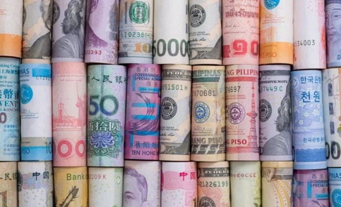 اكتشف أسعار العملات العربية والأجنبية اليوم الخميس 9 أكتوبر 2025: ماذا تخبئ لك الأسواق؟