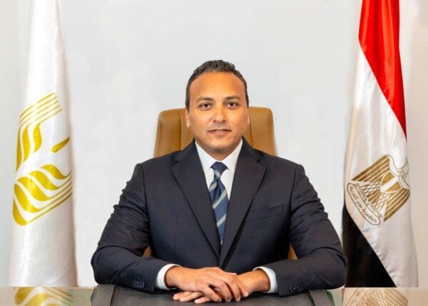 <p><strong>“محمد سويسي: من يقود تحول المنتجات الإلكترونية في البنك الزراعي؟”</strong></p>