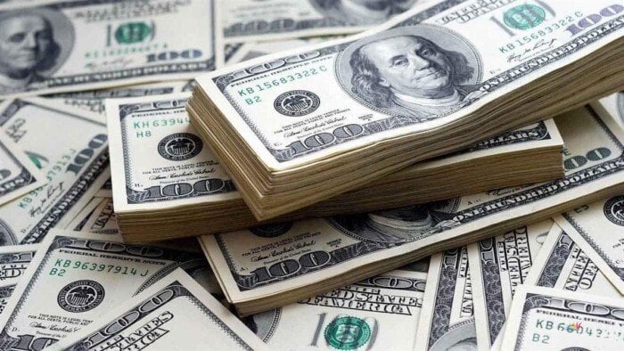 هل تبحث عن سعر الدولار مقابل الجنيه اليوم؟ تعرف على أحدث التحديثات الأربعاء 8 أكتوبر 2025!