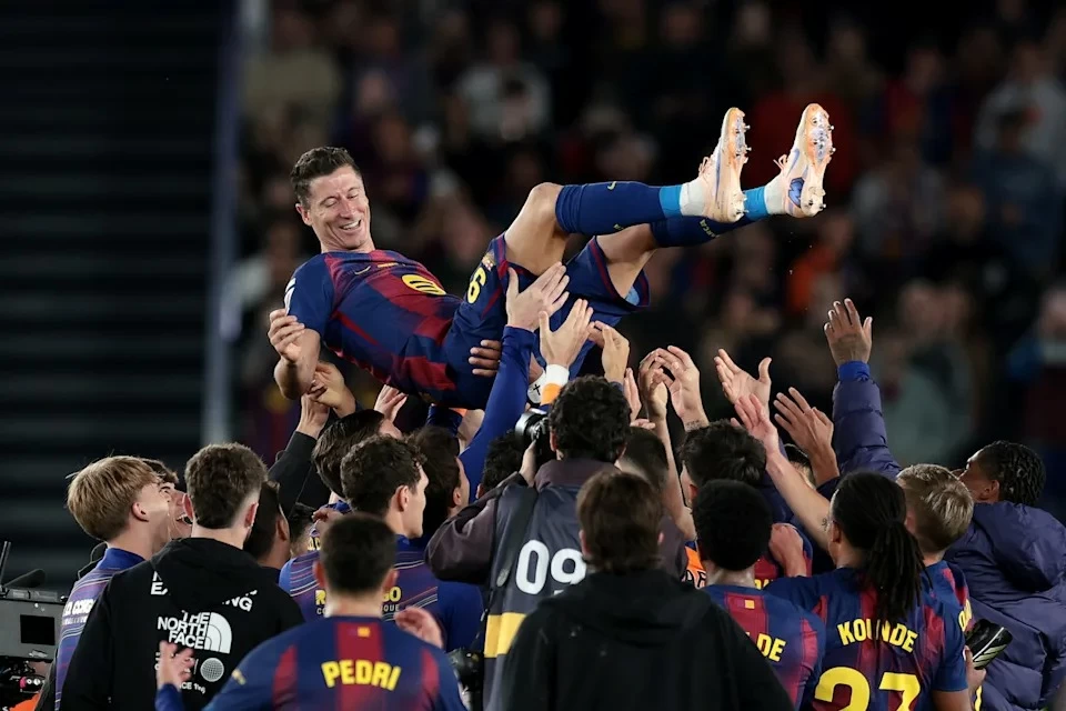في ليلة وداع ليفاندوفسكي.. برشلونة يضرب بيتيس بالـ3 – أخبار السعودية
